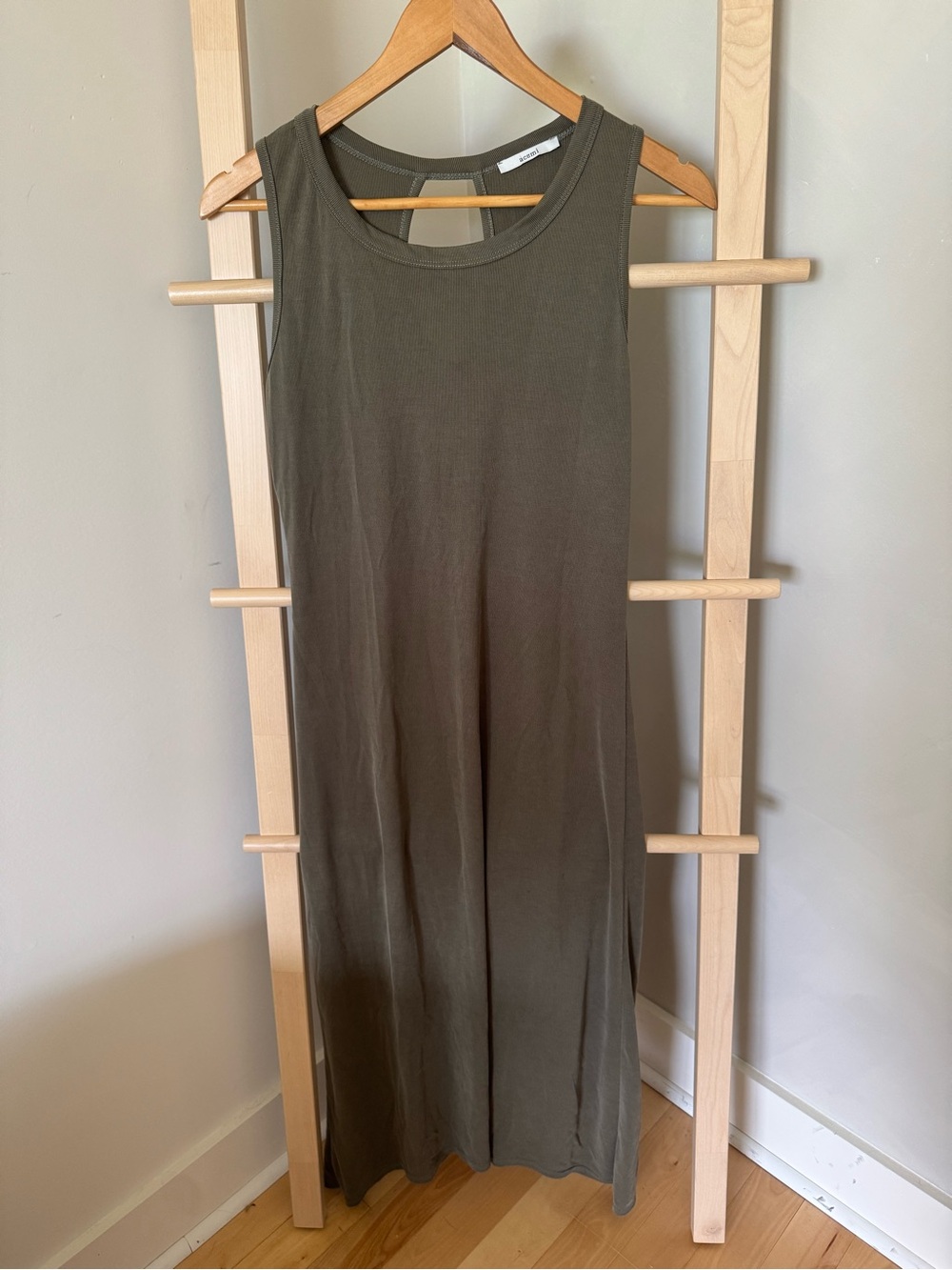 Olive Green Sleeveless Maxi Dress